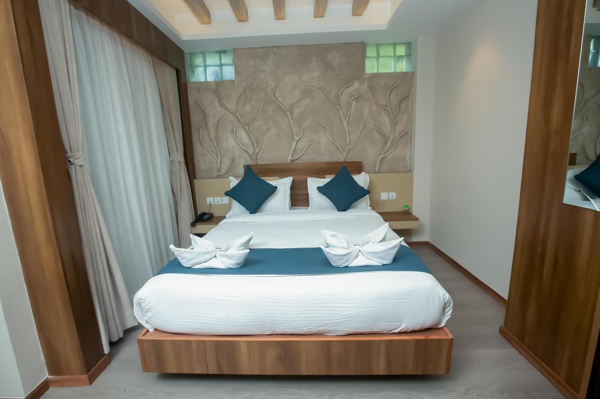 Hotel Maya Boutique & Apartment Катманду Екстериор снимка